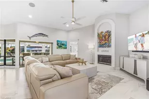 2318 SE 27th St, Cape Coral, FL 33904 - Photo 7