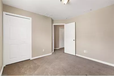 5257 Leeds Rd, Fort Myers, FL 33907 - Photo 19