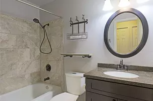 5804 Newfoundland Cir, Fort Myers, FL 33907 - Photo 21