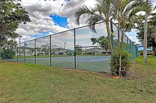 5804 Newfoundland Cir, Fort Myers, FL 33907 - Photo 31