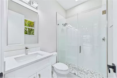 1817 Lagoon Ln, Cape Coral, FL 33914 - Photo 37