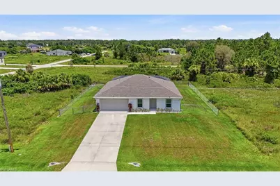 811 Coffield Ave, Lehigh Acres, FL 33974 - Photo 7
