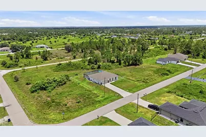 811 Coffield Ave, Lehigh Acres, FL 33974 - Photo 9