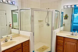 20061 Sanibel View Cir, Fort Myers, FL 33908 - Photo 23