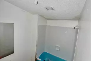 7204 Paul Howard Dr, Jacksonville, FL 32222 - Photo 17