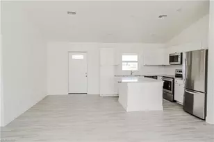 7031 Waldo Cir, Labelle, FL 33935 - Photo 5
