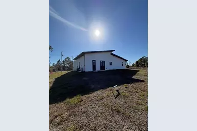 3107 Meadow Rd, Lehigh Acres, FL 33974 - Photo 23