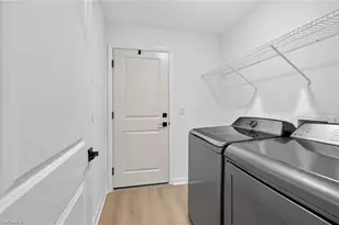 849 Sea Urchin Cir, Fort Myers, FL 33913 - Photo 23