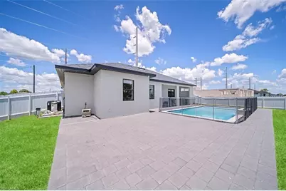 212 Kismet Pkwy W, Cape Coral, FL 33993 - Photo 47