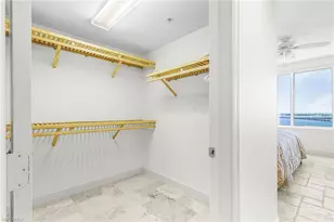 2090 W First St, Fort Myers, FL 33901 - Photo 17