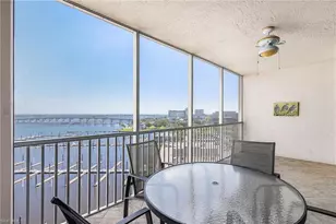 2090 W First St, Fort Myers, FL 33901 - Photo 7