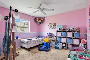 209 NE 9th Ct, Cape Coral, FL 33909 - Photo 15