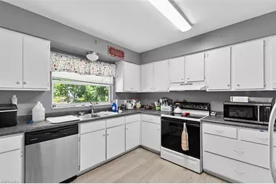 306 Chattanooga Dr, Fort Myers, FL 33905 - Photo 9