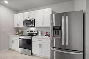 2621 Table Coral Trl, North Fort Myers, FL 33903 - Photo 9