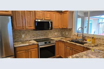 1108 SW 15th Pl, Cape Coral, FL 33991 - Photo 3