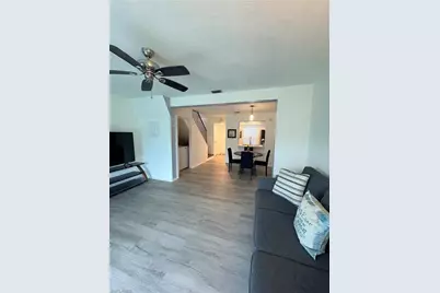 4520 SW 8th Pl #4, Cape Coral, FL 33914 - Photo 3