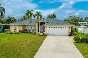 5831 Samoa Dr, Bokeelia, FL 33922 - Photo 9