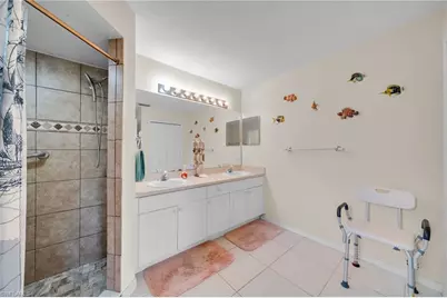 813 SW 11th Pl, Cape Coral, FL 33991 - Photo 19