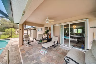 813 SW 11th Pl, Cape Coral, FL 33991 - Photo 23