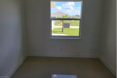 2128 NE 40th St, Cape Coral, FL 33909 - Photo 5