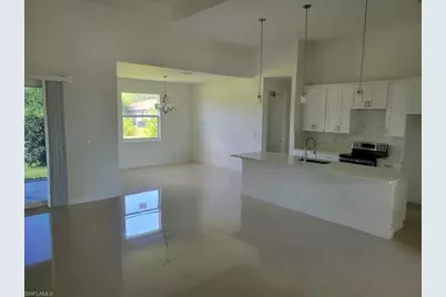 2128 NE 40th St, Cape Coral, FL 33909 - Photo 3