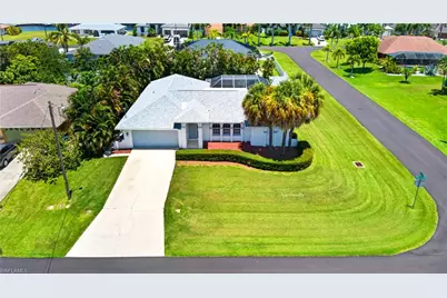 2601 SW 37th Ter, Cape Coral, FL 33914 - Photo 3