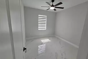 914 Fifth Ave, Lehigh Acres, FL 33972 - Photo 13