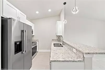 736-738 Gilbert Ave S, Lehigh Acres, FL 33973 - Photo 5