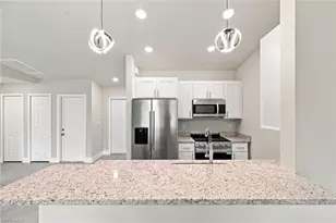 736-738 Gilbert Ave S, Lehigh Acres, FL 33973 - Photo 7