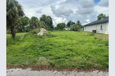 2143 Davis St, Fort Myers, FL 33916 - Photo 3