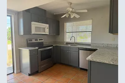 4003 SE 2nd Ave, Cape Coral, FL 33904 - Photo 5