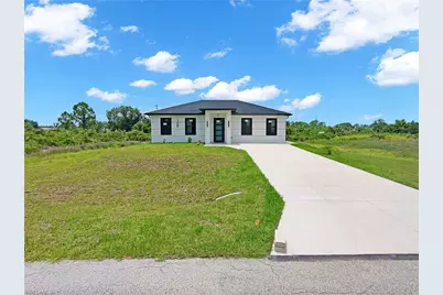 726 Clancy St E, Lehigh Acres, FL 33974 - Photo 3