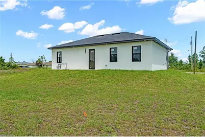 726 Clancy St E, Lehigh Acres, FL 33974 - Photo 35