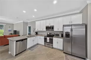3625 Crimson Ln, Fort Myers, FL 33916 - Photo 11