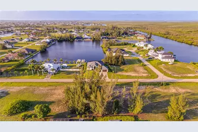 4319 NW 23rd Ter, Cape Coral, FL 33993 - Photo 15