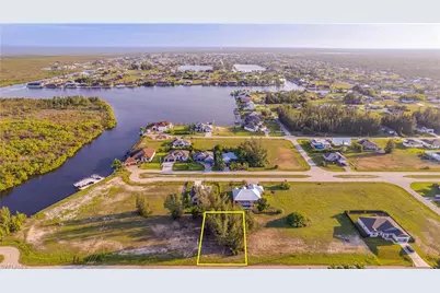 4319 NW 23rd Ter, Cape Coral, FL 33993 - Photo 7