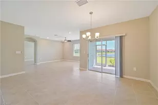 4226 Bloomfield St, Fort Myers, FL 33916 - Photo 9