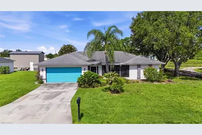 1529 Crestwood Cir W, Lehigh Acres, FL 33936 - Photo 1