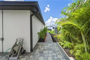 3233 NW 21st St, Cape Coral, FL 33993 - Photo 47