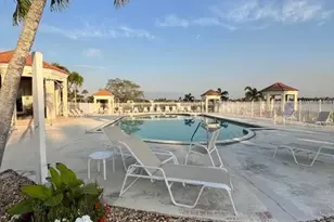 7779 Jewel Ln, Naples, FL 34109 - Photo 23