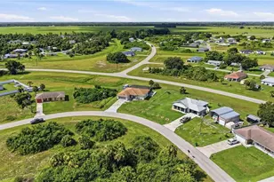 3017 Iris Cir, Labelle, FL 33935 - Photo 5