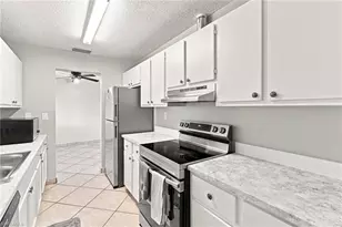 18186 Iris Rd, Fort Myers, FL 33967 - Photo 9