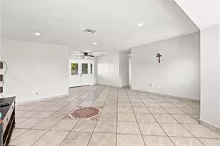 18186 Iris Rd, Fort Myers, FL 33967 - Photo 5