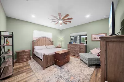 15911 Rivercreek Ct, Alva, FL 33920 - Photo 13