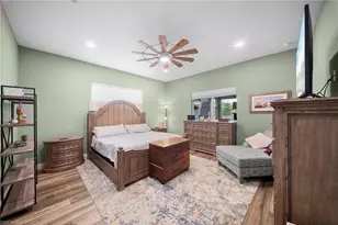 15911 Rivercreek Ct, Alva, FL 33920 - Photo 13