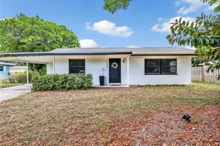1404 Santa Barbara Ave, Fort Myers, FL 33901 - Photo 1