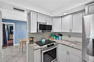 141 SE 18th St, Cape Coral, FL 33990 - Photo 11