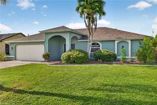 141 SE 18th St, Cape Coral, FL 33990 - Photo 1