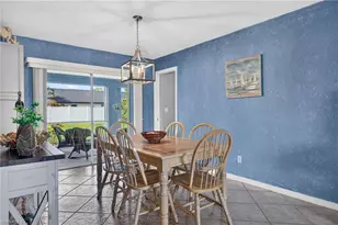 141 SE 18th St, Cape Coral, FL 33990 - Photo 7
