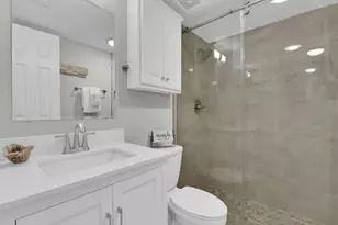 16380 Dublin Cir, Fort Myers, FL 33908 - Photo 17